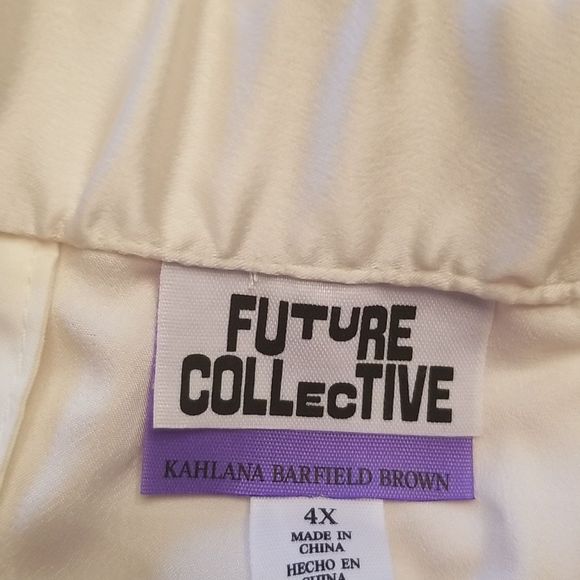 Future Collective High Rise Wide Leg Ivory Trousers W/Black Side Stripe NWT 4X - Picture 8 of 15